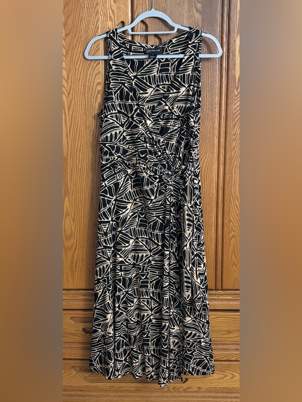 Jones New York Black and Cream Sleeveless Patterned MIDI Dress